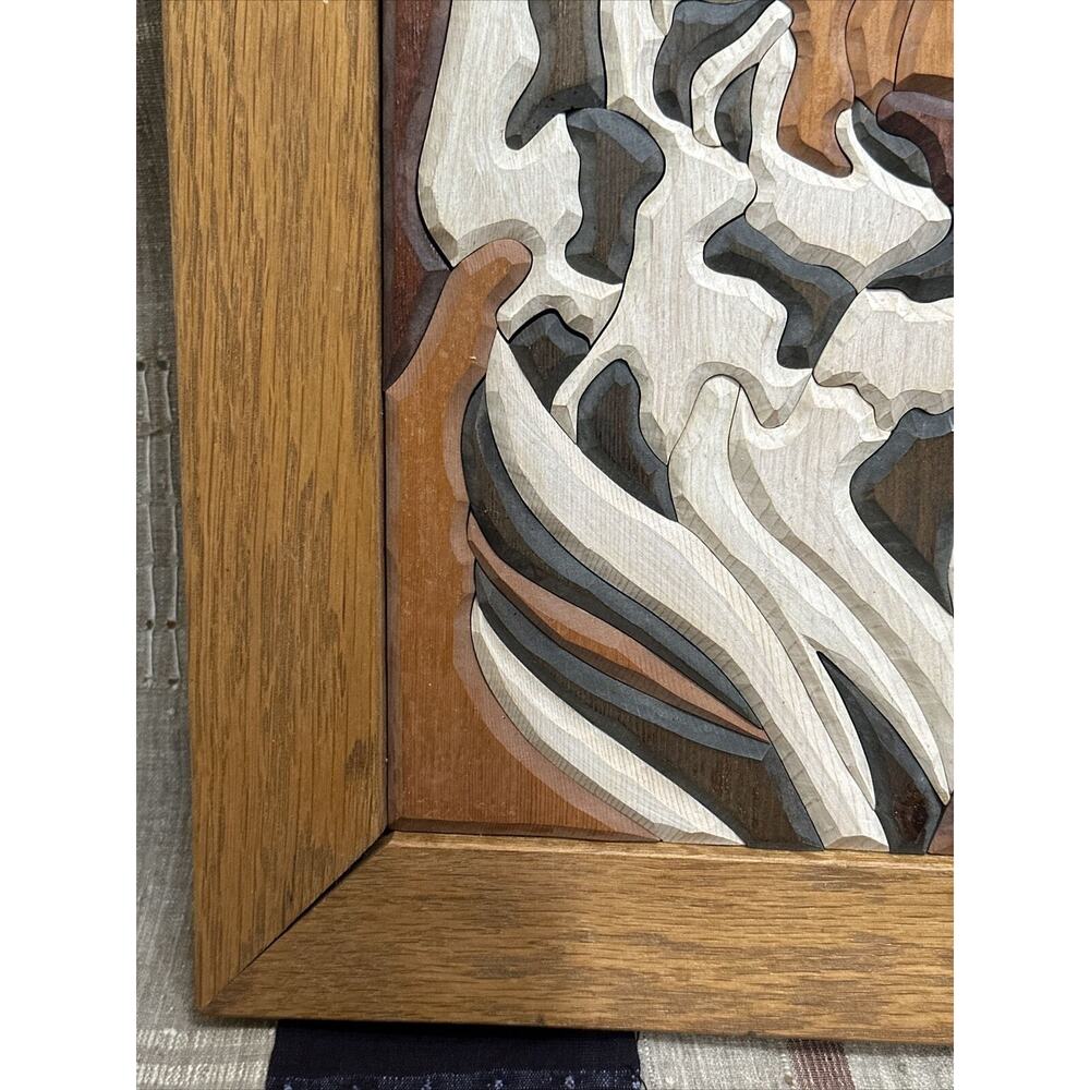🐅 Vintage Handcrafted 3D Intarsia Tiger Wood Art – Framed & Signed - Picture 4 of 6